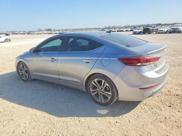 5NPD84LF9HH084514 2017 HYUNDAI ELANTRA - Image 2