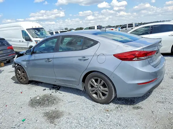 5NPD84LF9HH088577 2017 HYUNDAI ELANTRA - Image 2