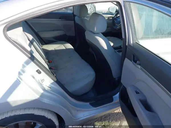 5NPD84LF9HH092094 2017 HYUNDAI ELANTRA - Image 8