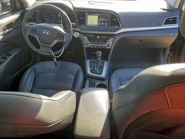 5NPD84LF9HH095450 2017 HYUNDAI ELANTRA - Image 8