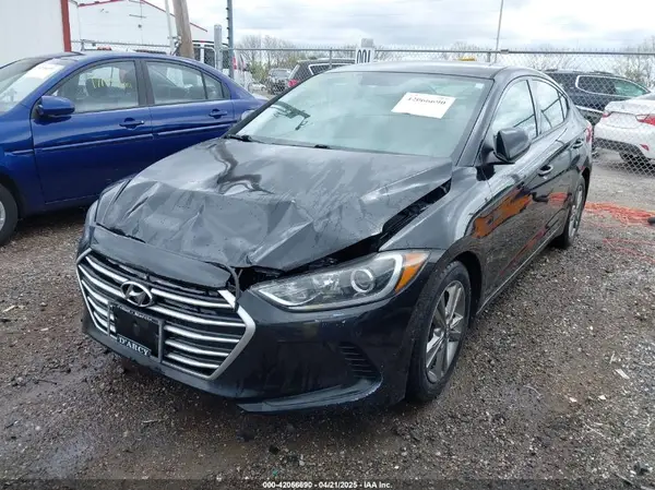 5NPD84LF9HH097165 2017 HYUNDAI ELANTRA - Image 2