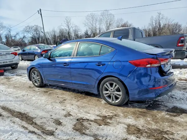 5NPD84LF9HH097926 2017 HYUNDAI ELANTRA - Image 2