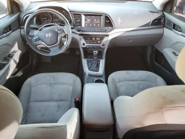 5NPD84LF9HH098400 2017 HYUNDAI ELANTRA - Image 8