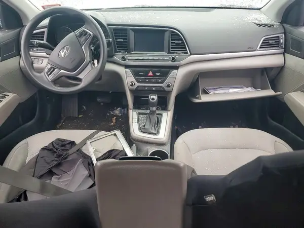 5NPD84LF9HH098770 2017 HYUNDAI ELANTRA - Image 8