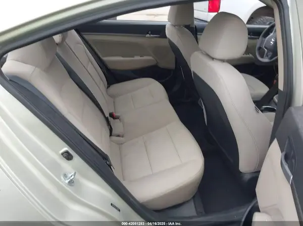 5NPD84LF9HH098882 2017 HYUNDAI ELANTRA - Image 8