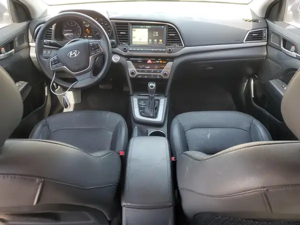 5NPD84LF9HH099563 2017 HYUNDAI ELANTRA - Image 8