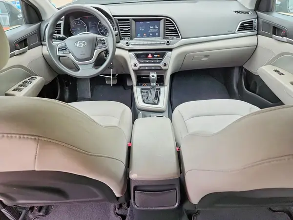 5NPD84LF9HH103045 2017 HYUNDAI ELANTRA - Image 8