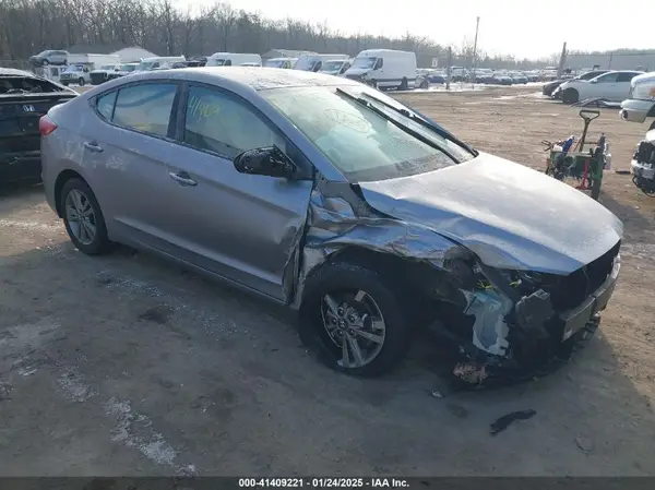 5NPD84LF9HH103501 2017 HYUNDAI ELANTRA - Image 1