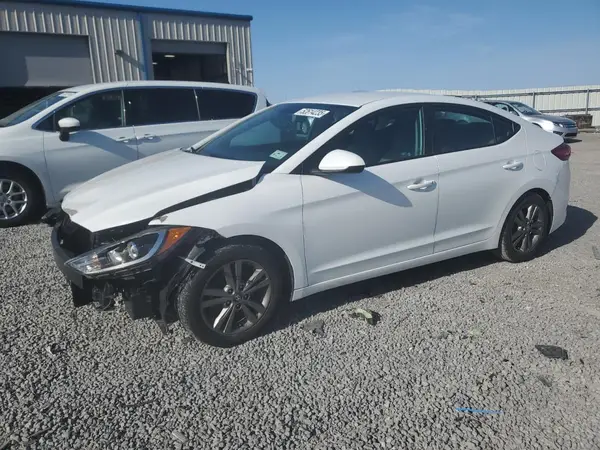 5NPD84LF9HH105569 2017 HYUNDAI ELANTRA - Image 1