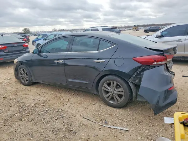 5NPD84LF9HH106592 2017 HYUNDAI ELANTRA - Image 2