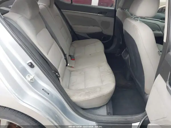 5NPD84LF9HH108181 2017 HYUNDAI ELANTRA - Image 8