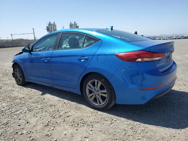 5NPD84LF9HH111047 2017 HYUNDAI ELANTRA - Image 2