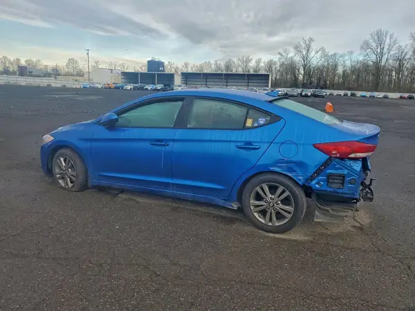 5NPD84LF9HH111050 2017 HYUNDAI ELANTRA - Image 2