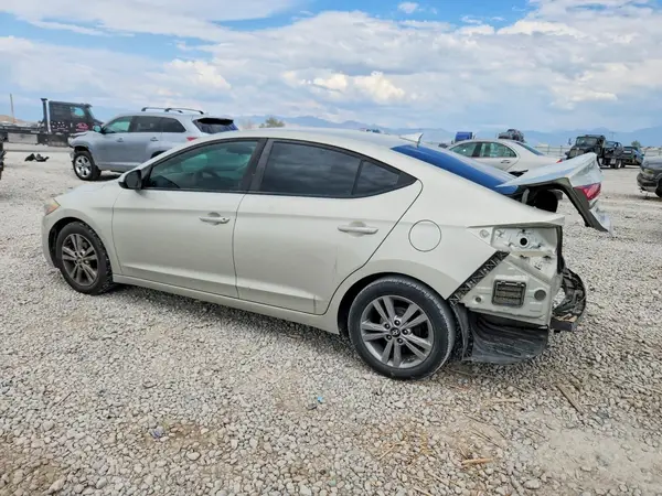 5NPD84LF9HH113848 2017 HYUNDAI ELANTRA - Image 2