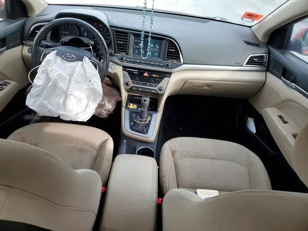5NPD84LF9HH116071 2017 HYUNDAI ELANTRA - Image 8
