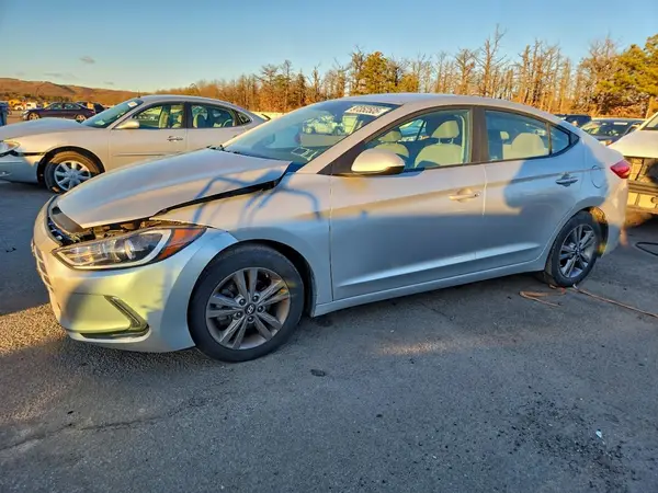 5NPD84LF9HH116930 2017 HYUNDAI ELANTRA - Image 1