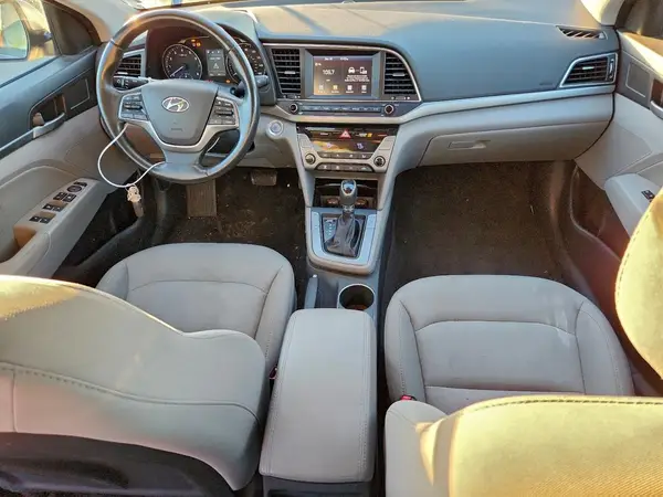 5NPD84LF9HH116930 2017 HYUNDAI ELANTRA - Image 8