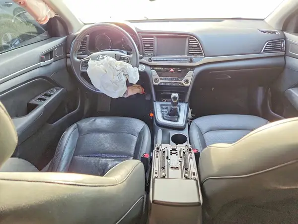 5NPD84LF9HH117169 2017 HYUNDAI ELANTRA - Image 8