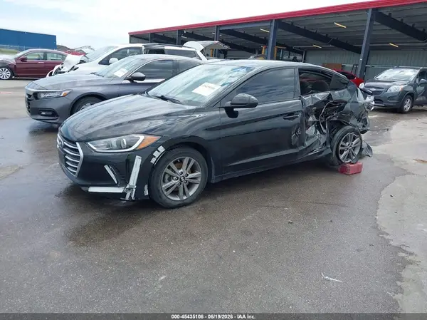 5NPD84LF9HH119679 2017 HYUNDAI ELANTRA - Image 2