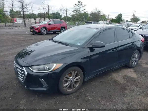 5NPD84LF9HH122162 2017 HYUNDAI ELANTRA - Image 2