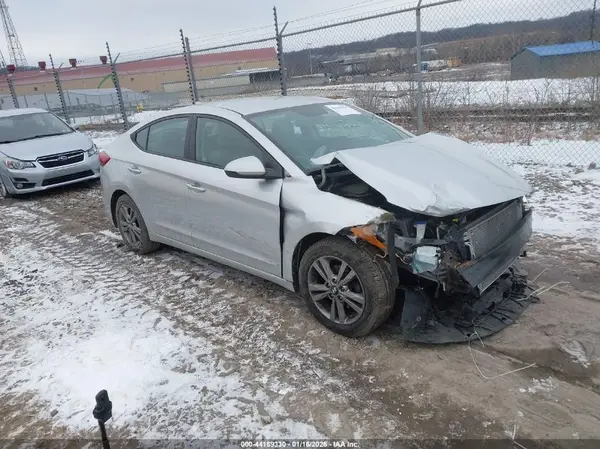 5NPD84LF9HH122209 2017 HYUNDAI ELANTRA - Image 1
