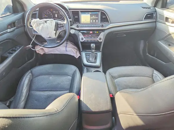 5NPD84LF9HH124302 2017 HYUNDAI ELANTRA - Image 8