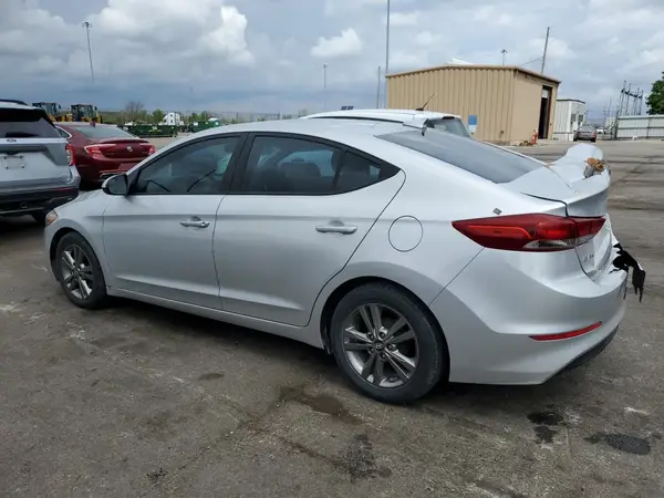 5NPD84LF9HH124915 2017 HYUNDAI ELANTRA - Image 2