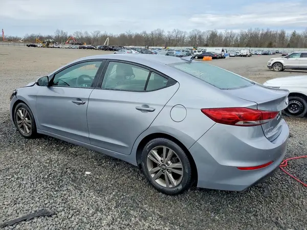 5NPD84LF9HH130973 2017 HYUNDAI ELANTRA - Image 2
