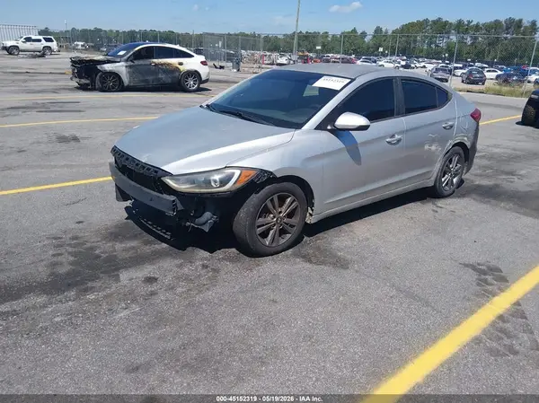 5NPD84LF9HH134831 2017 HYUNDAI ELANTRA - Image 2