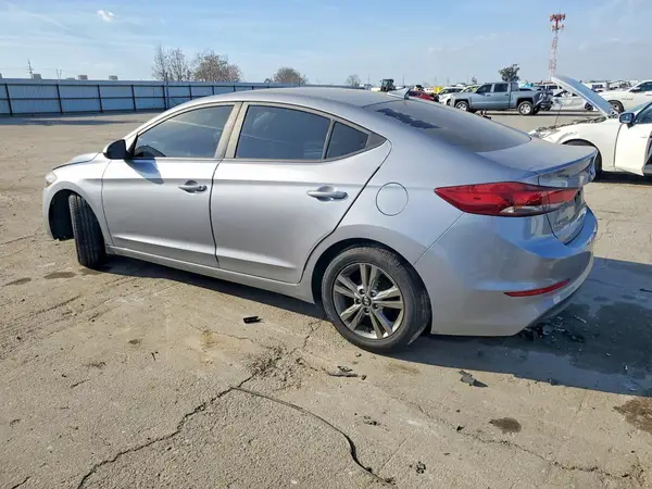 5NPD84LF9HH135011 2017 HYUNDAI ELANTRA - Image 2