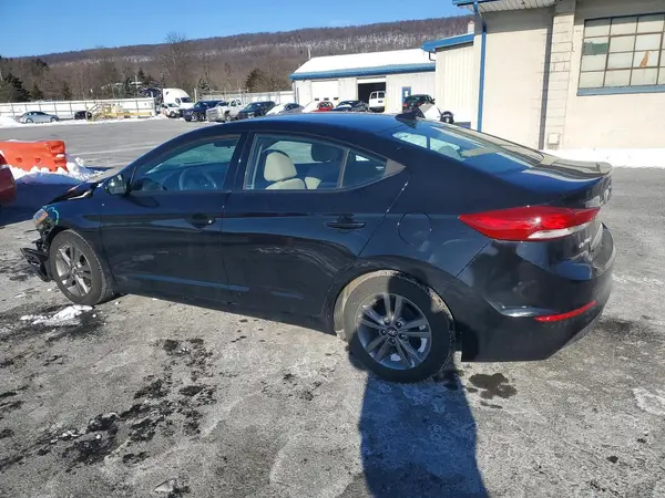 5NPD84LF9HH141035 2017 HYUNDAI ELANTRA - Image 2