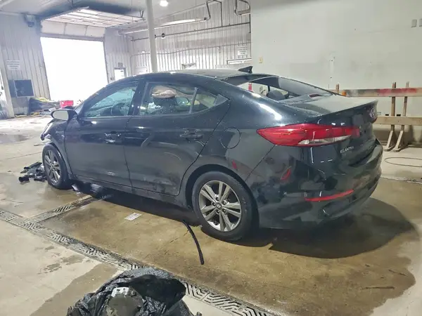 5NPD84LF9HH144047 2017 HYUNDAI ELANTRA - Image 2