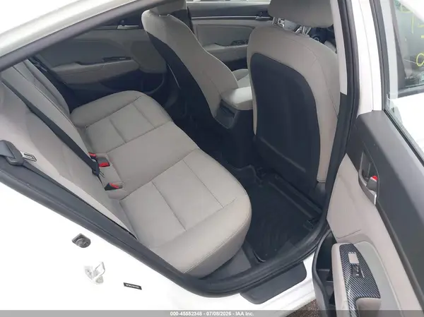 5NPD84LF9HH144081 2017 HYUNDAI ELANTRA - Image 8