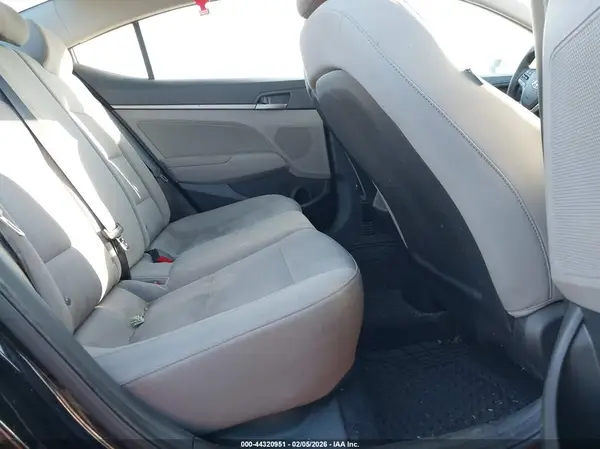 5NPD84LF9HH144128 2017 HYUNDAI ELANTRA - Image 8