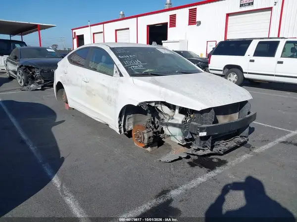 5NPD84LF9HH153105 2017 HYUNDAI ELANTRA - Image 1