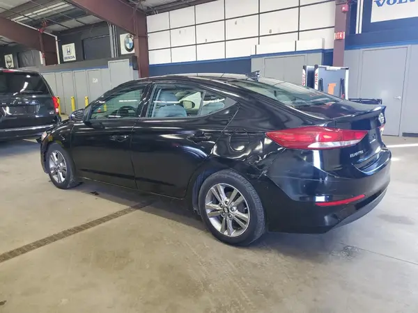 5NPD84LF9HH153184 2017 HYUNDAI ELANTRA - Image 2