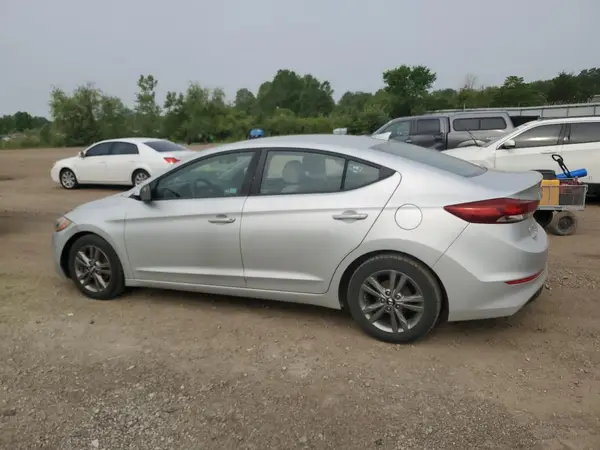 5NPD84LF9HH156263 2017 HYUNDAI ELANTRA - Image 2