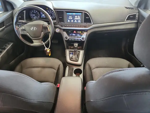 5NPD84LF9HH156490 2017 HYUNDAI ELANTRA - Image 8