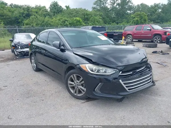 5NPD84LF9HH156926 2017 HYUNDAI ELANTRA - Image 1