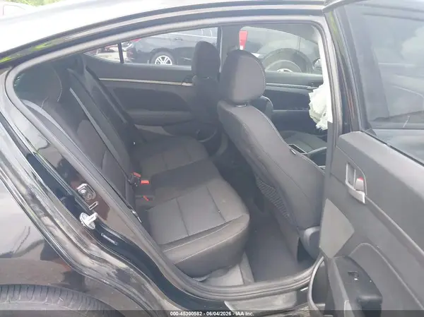5NPD84LF9HH156926 2017 HYUNDAI ELANTRA - Image 8
