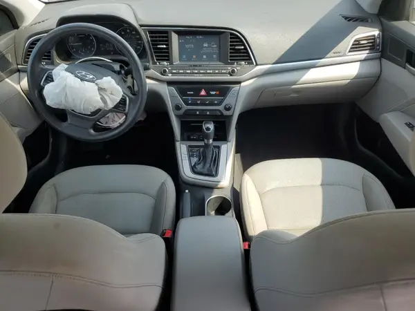 5NPD84LF9HH157056 2017 HYUNDAI ELANTRA - Image 8