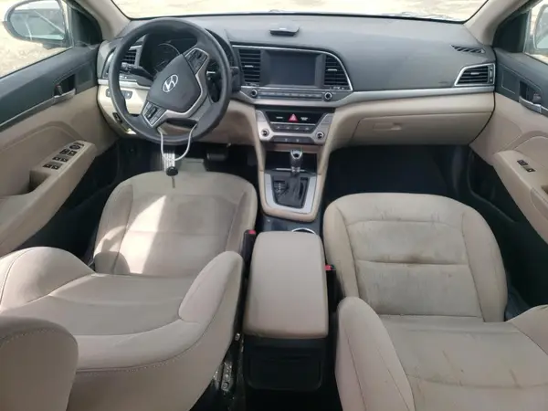 5NPD84LF9HH157087 2017 HYUNDAI ELANTRA - Image 8