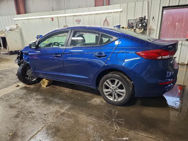 5NPD84LF9HH161009 2017 HYUNDAI ELANTRA - Image 2