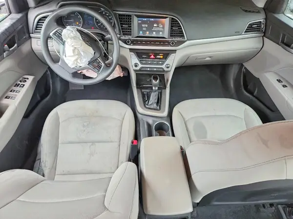 5NPD84LF9HH161527 2017 HYUNDAI ELANTRA - Image 8