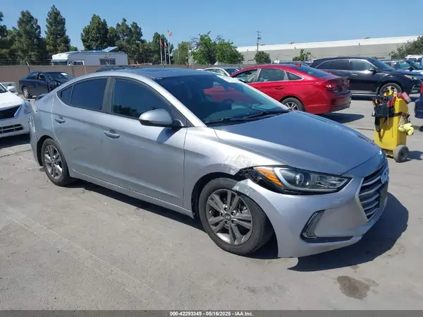 5NPD84LF9HH162239 2017 HYUNDAI ELANTRA - Image 1