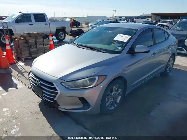 5NPD84LF9HH166954 2017 HYUNDAI ELANTRA - Image 2