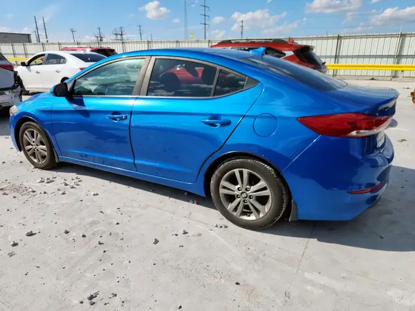 5NPD84LF9HH168459 2017 HYUNDAI ELANTRA - Image 2