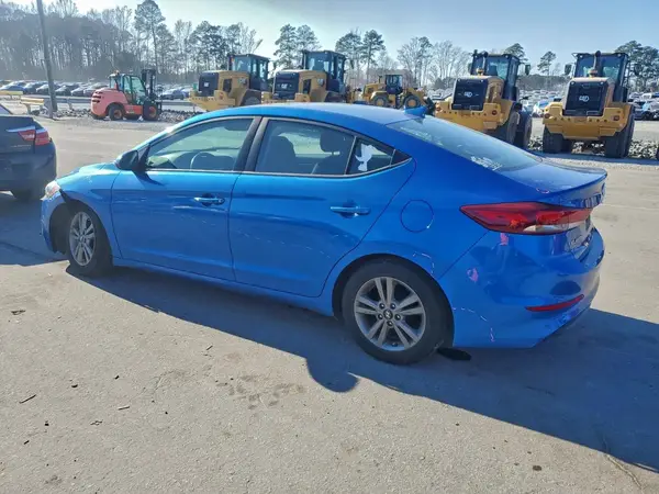 5NPD84LF9HH168476 2017 HYUNDAI ELANTRA - Image 2