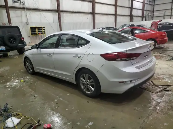 5NPD84LF9HH170521 2017 HYUNDAI ELANTRA - Image 2