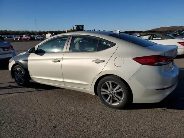 5NPD84LF9HH174312 2017 HYUNDAI ELANTRA - Image 2
